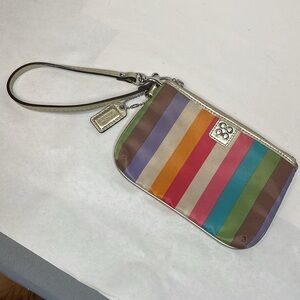Coach Julia Legacy Stripe Wristlet Special Edition Gold Cs